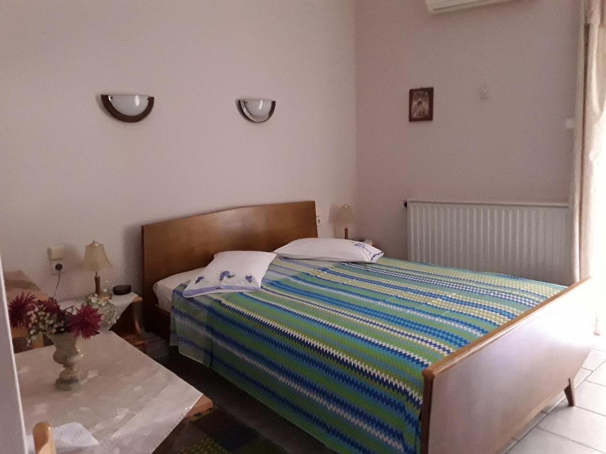 卡梅纳维洛拉 Γιαννουλα Κρετση酒店 外观 照片