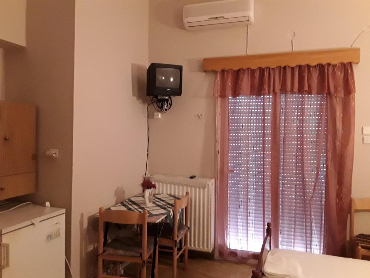 卡梅纳维洛拉 Γιαννουλα Κρετση酒店 外观 照片